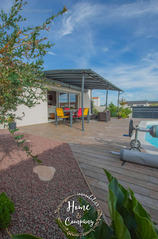 Maison à SAINT-SULPICE-DE-ROYAN