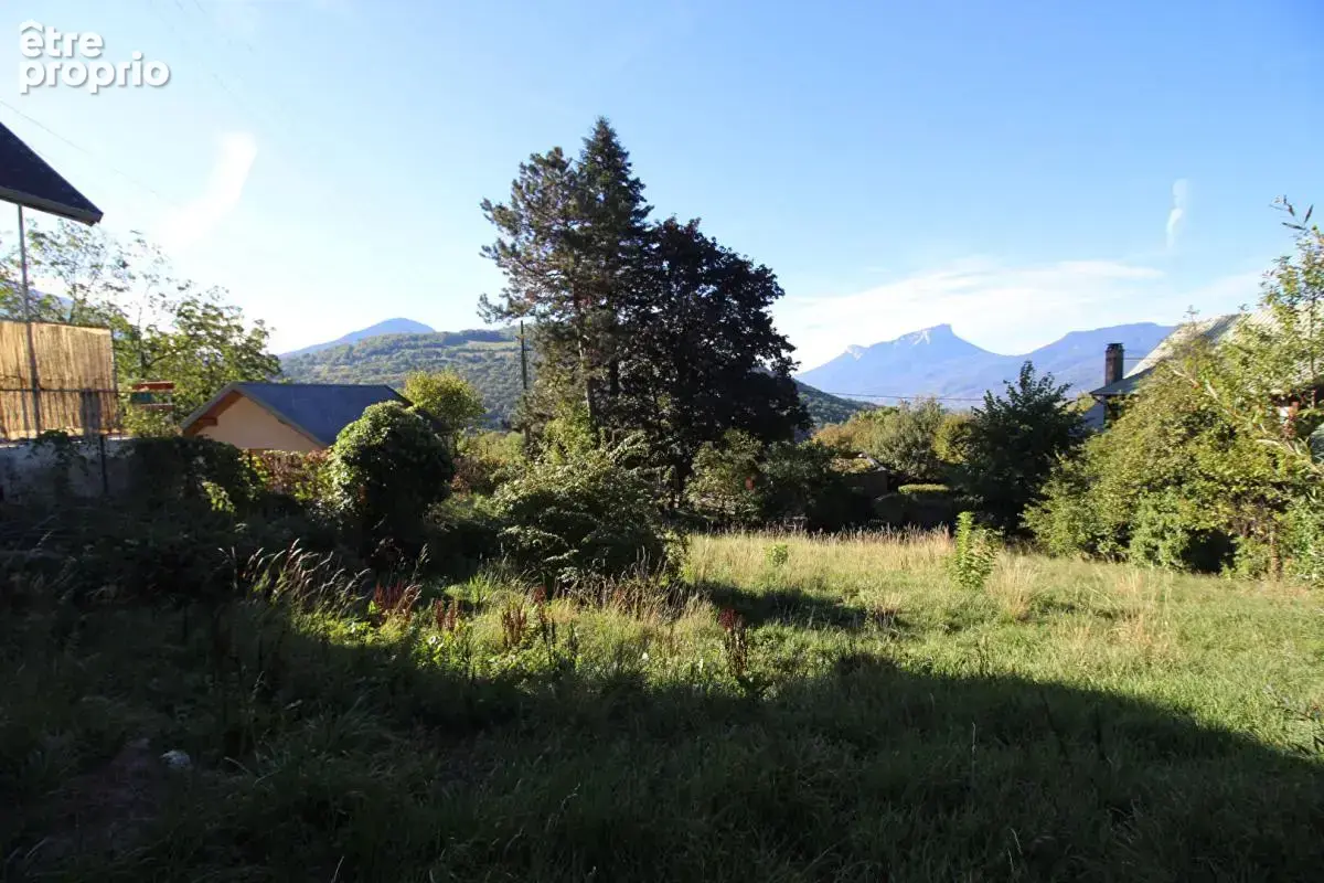Saint-Jean-d'Arvey Terrain constructible  542 m² - photo 4