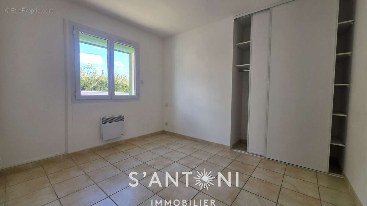 Maison à SERVIAN
