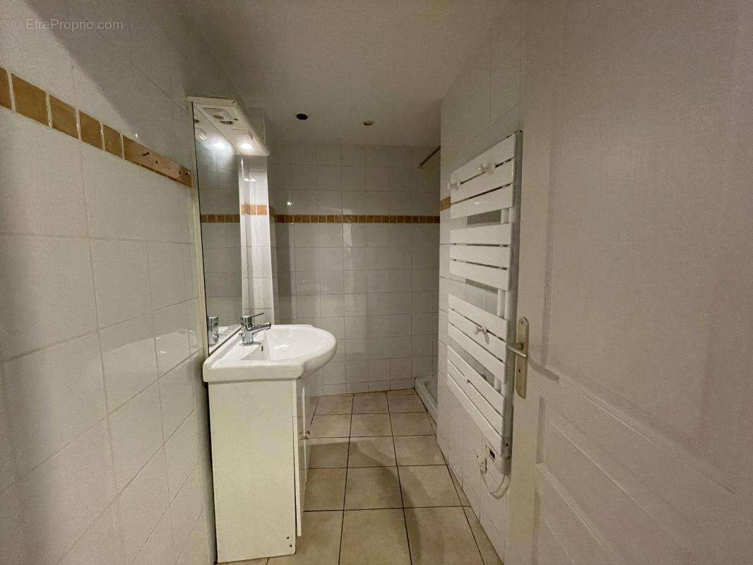 Appartement à PONT-SAINT-ESPRIT