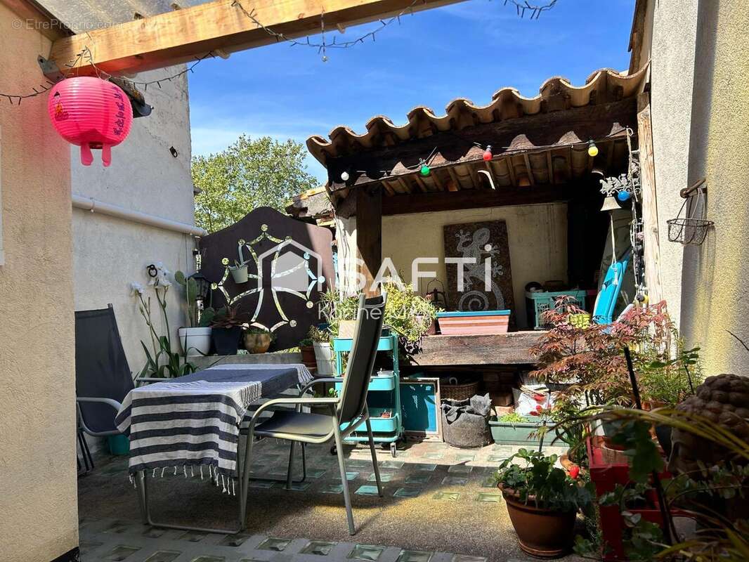 Maison 75 m² à Talairan  - photo 8