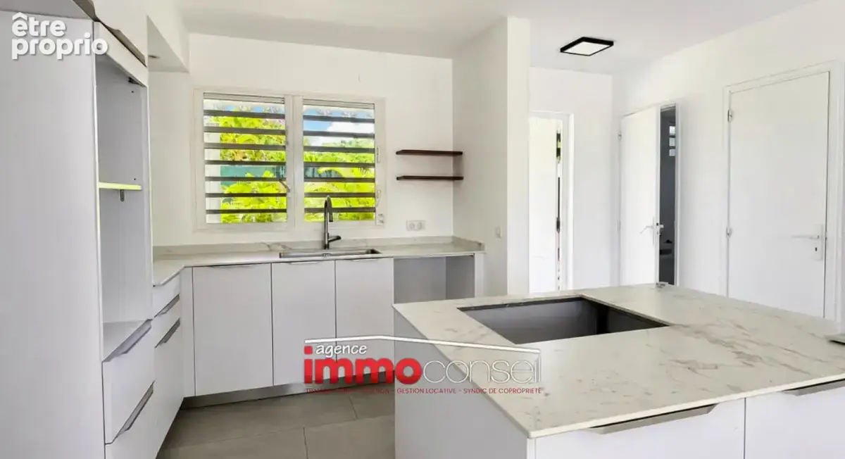 Villa mitoyenne de standing avec piscine privative - photo 3