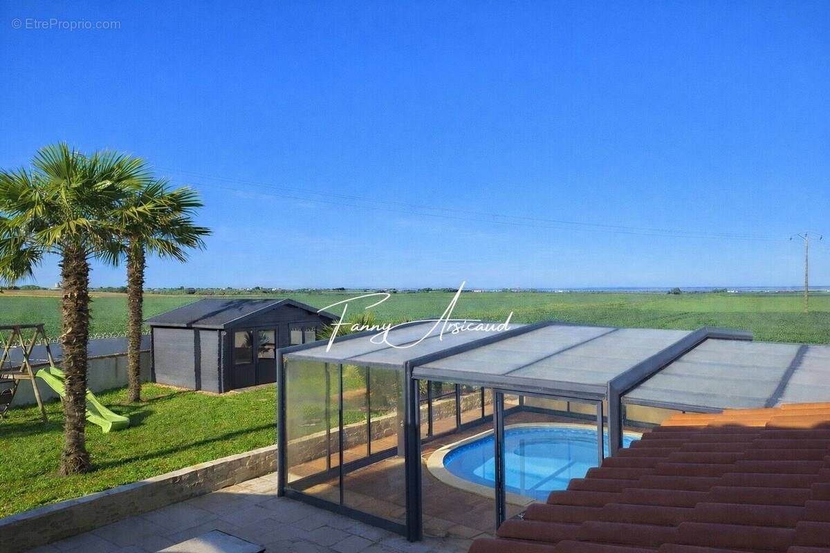 Maison à ESNANDES