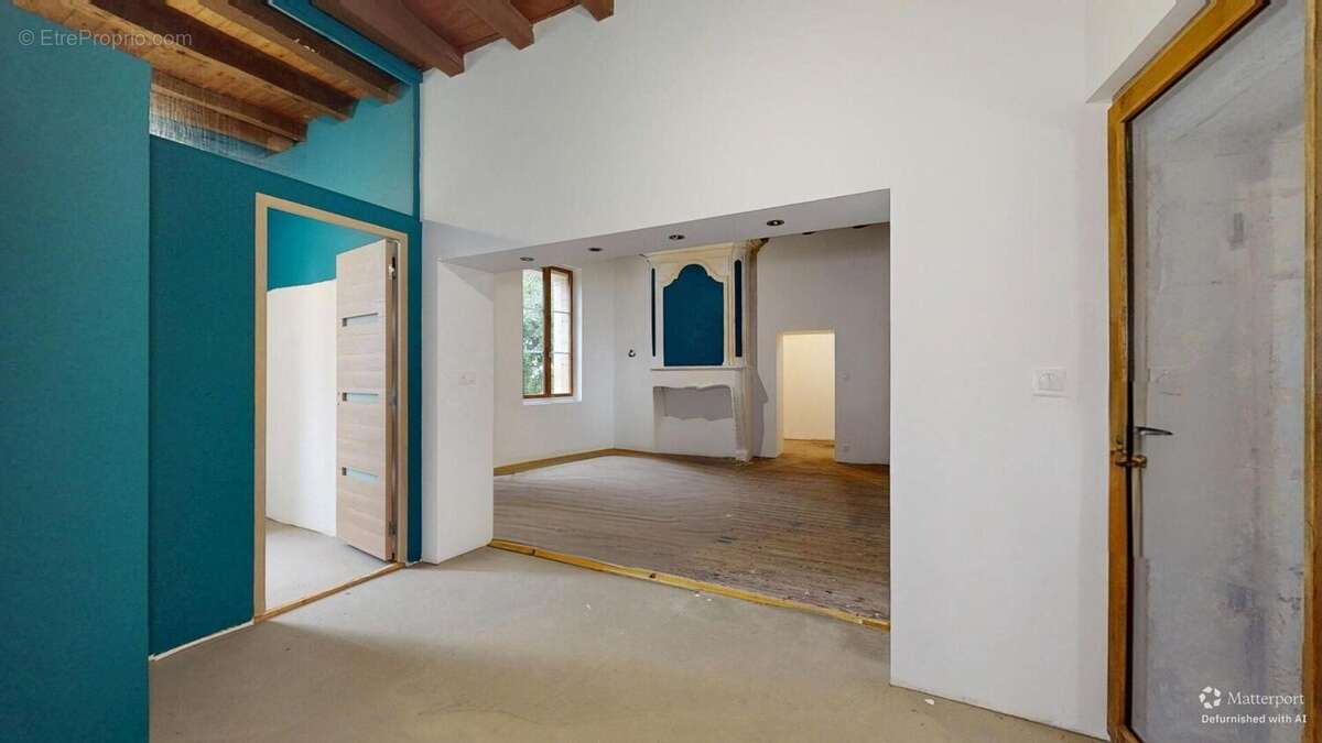 Maison 122 m² à Saint-Emilion  - photo 6