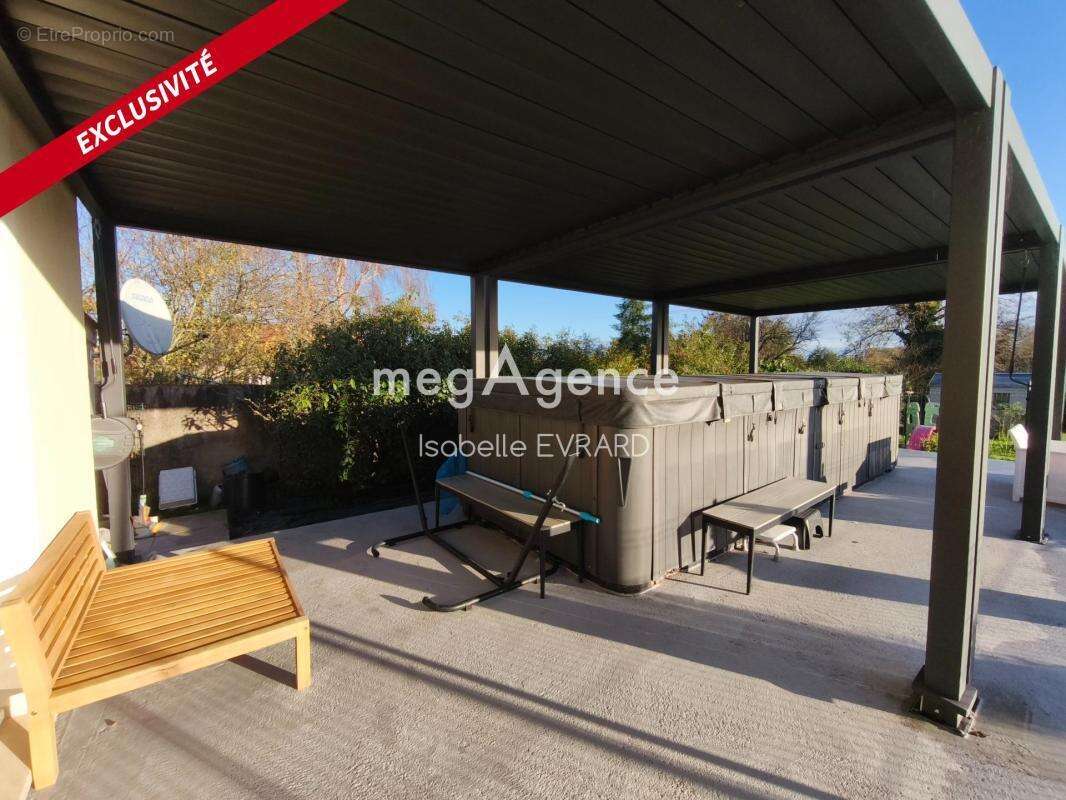 Maison à BETON-BAZOCHES