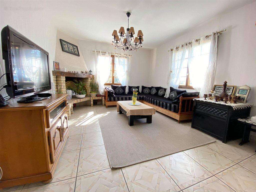 Maison 238 m² à Athies-Sous-Laon  - photo 7