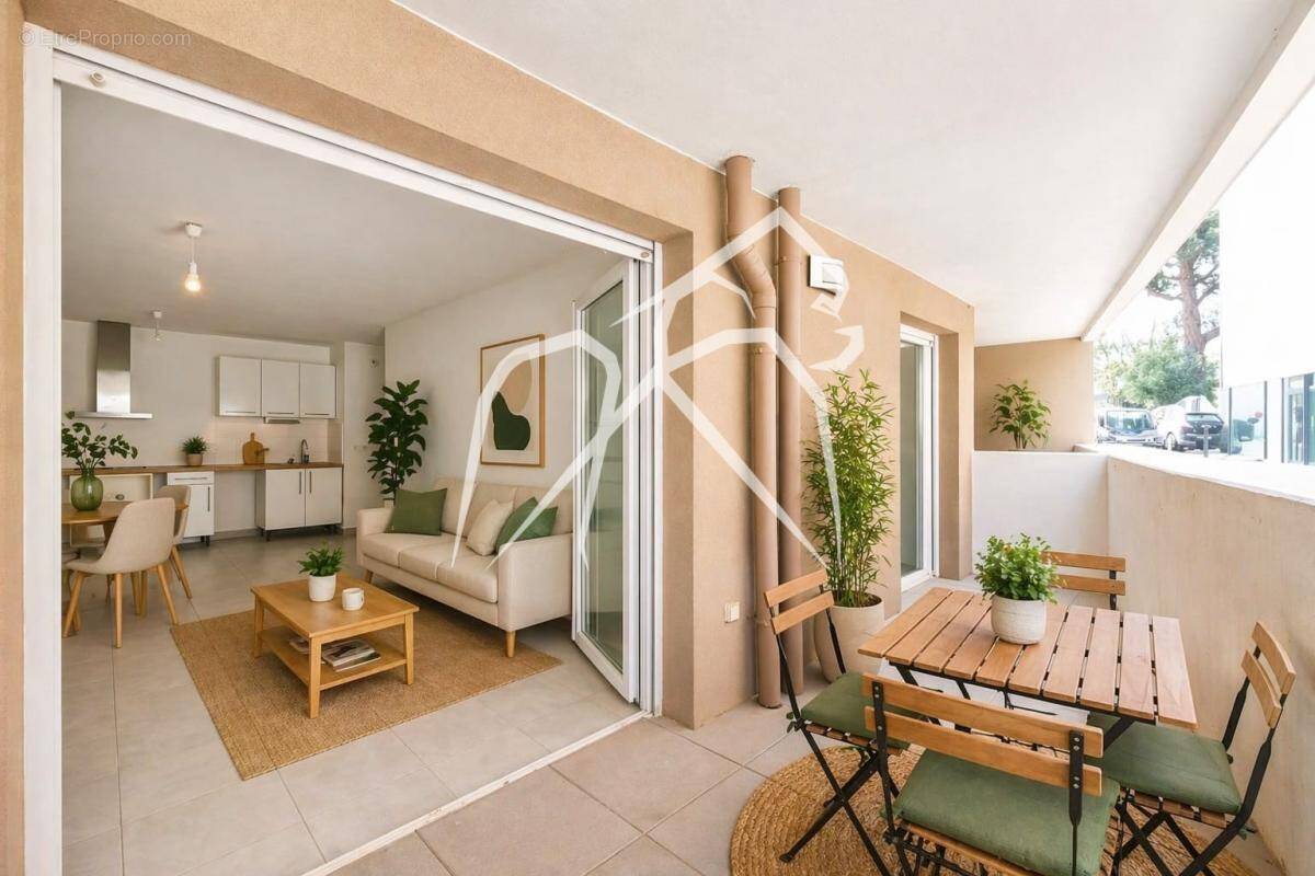 Appartement à CASTELNAU-LE-LEZ