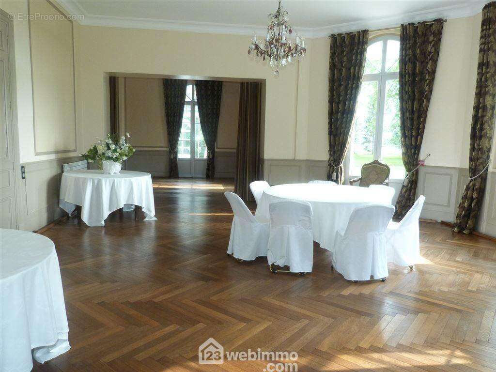 comprenant 4 salons parquetés - Autre à ROUEN