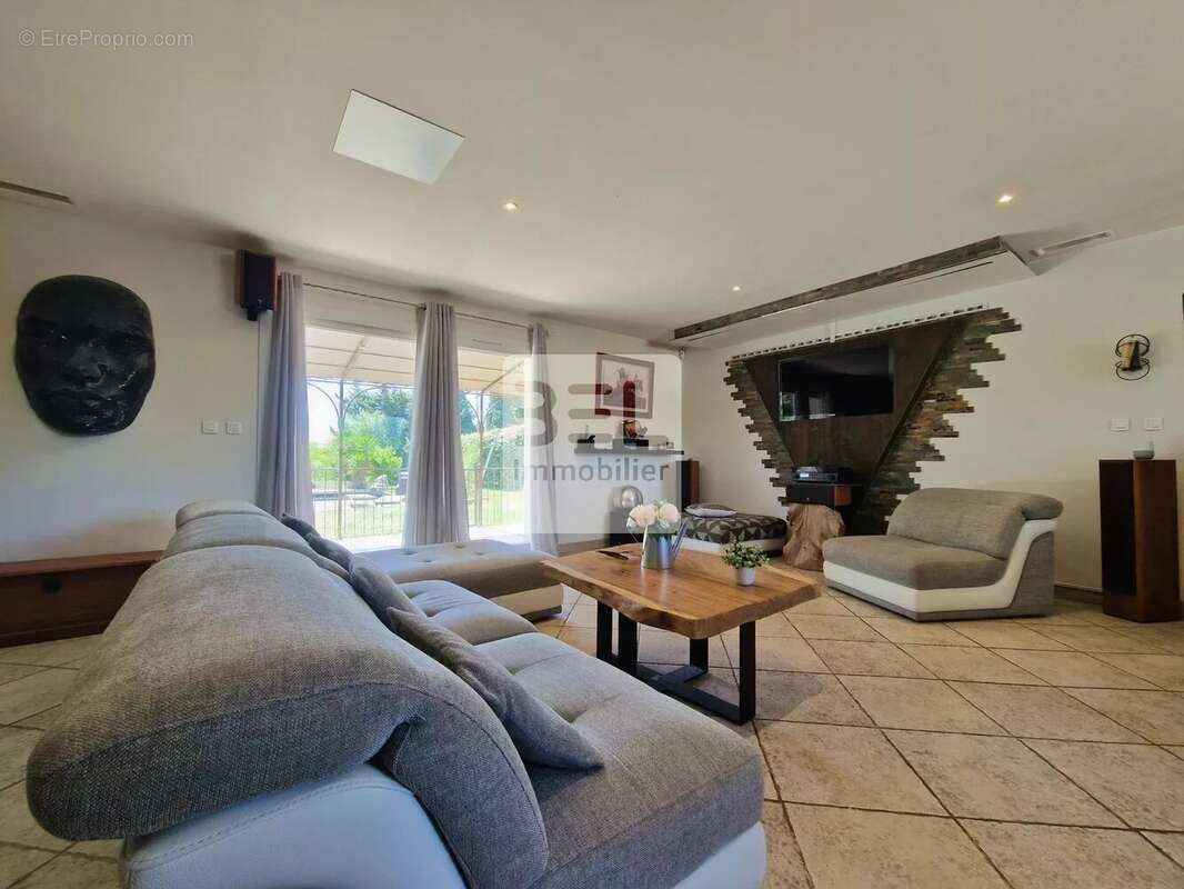 Maison à ROCHEFORT-DU-GARD