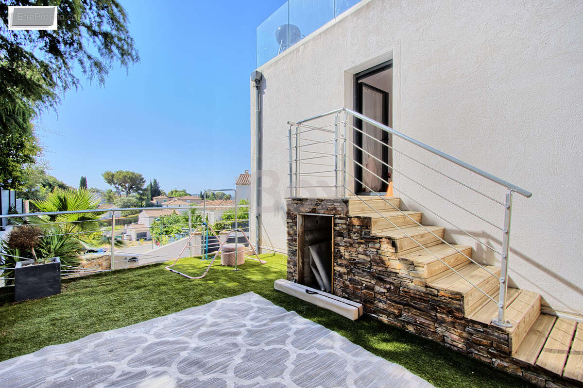 Maison à LA GARDE