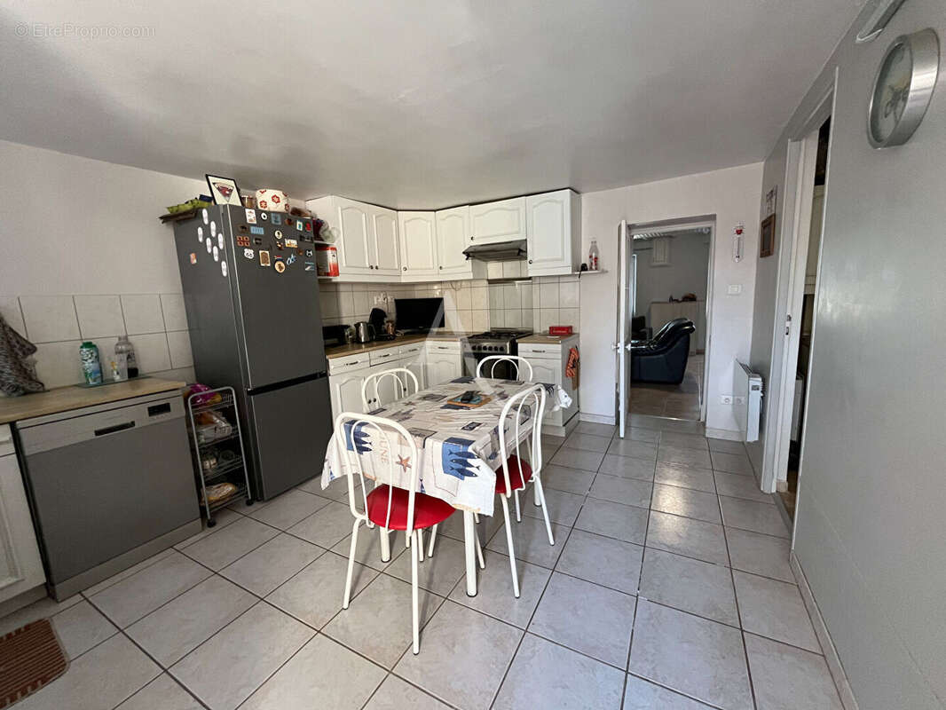 Maison 88 m² à Pissotte  - photo 7