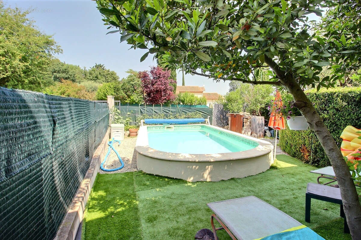 Maison à SAINT-MARTIN-DE-LONDRES