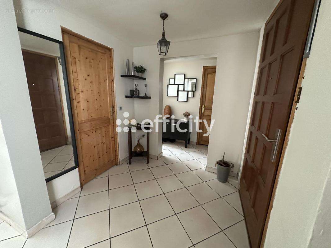 Maison à MONTATAIRE