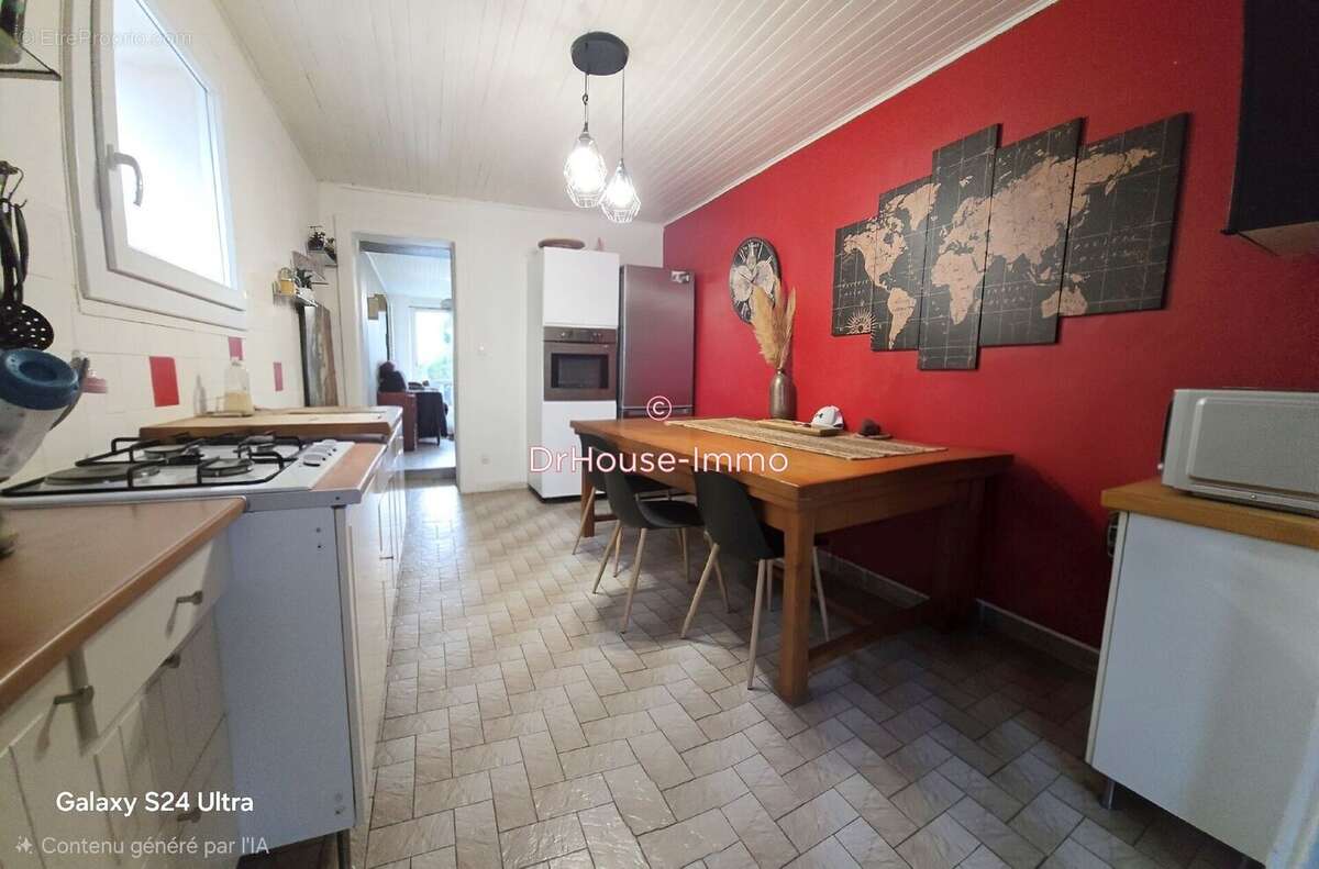 Appartement à SAINT-GENEST-LERPT