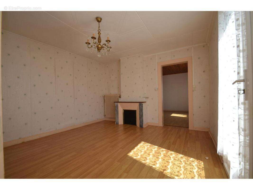 Maison à MONTPON-MENESTEROL