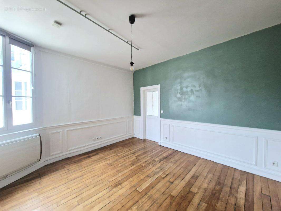 Appartement à PARIS-4E