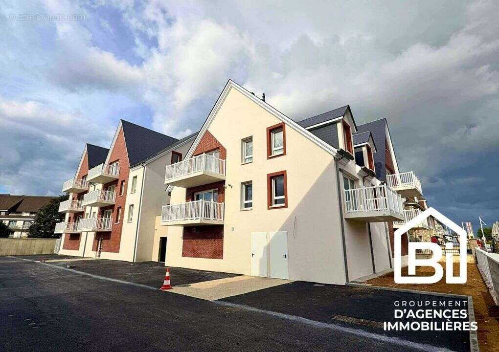 Appartement à OUISTREHAM