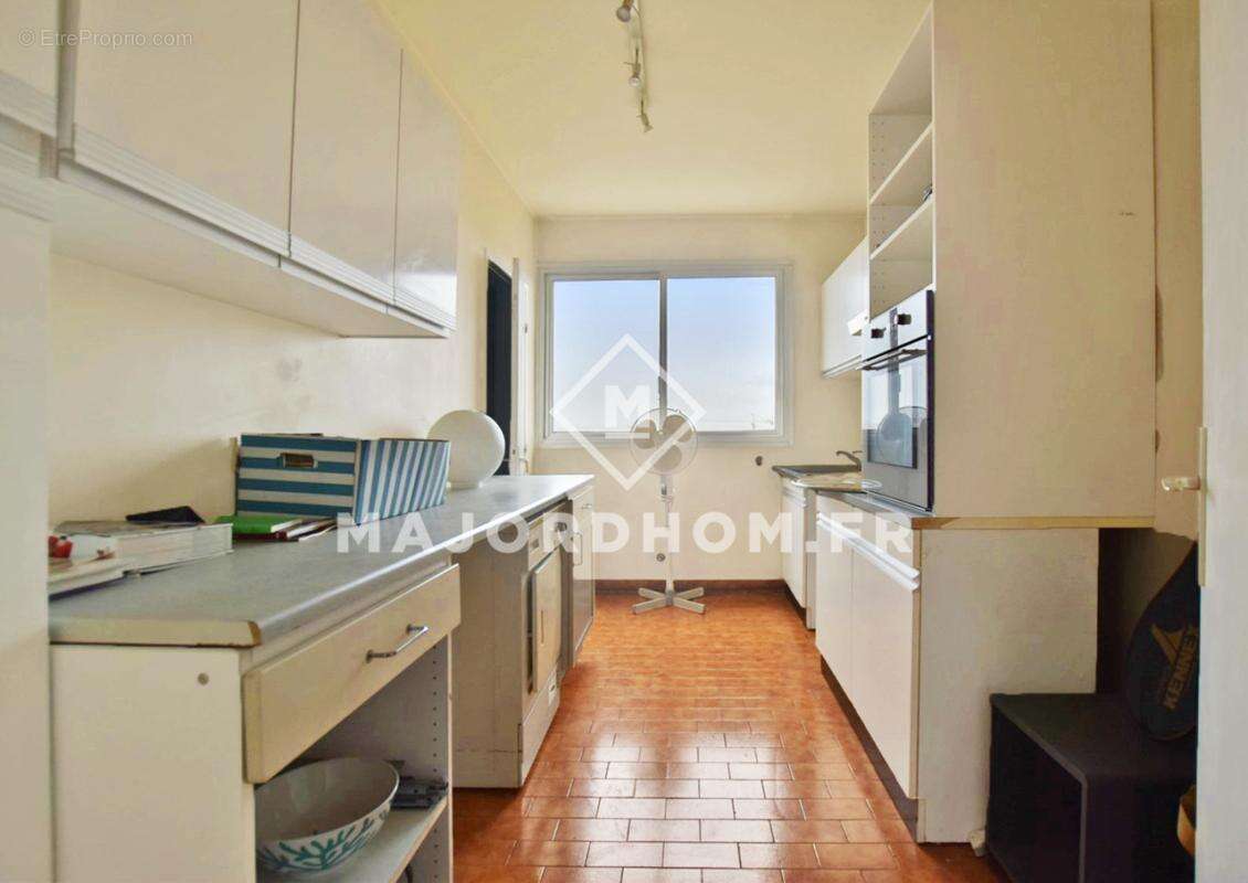 Appartement à MARSEILLE-9E