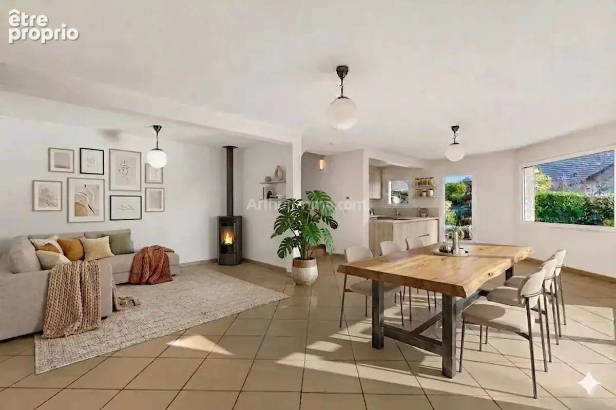 Maison à BRISON-SAINT-INNOCENT