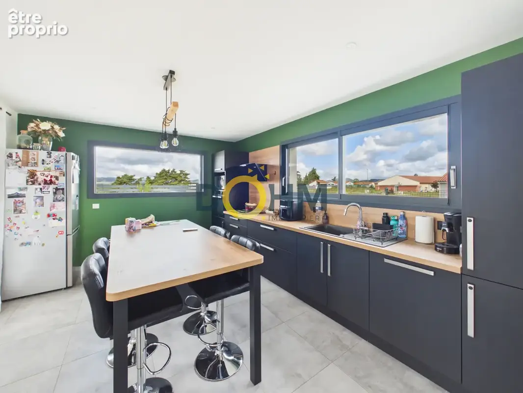 Maison contemporaine T6 de 147 m2 avec 1075 m2 de terrain - photo 5