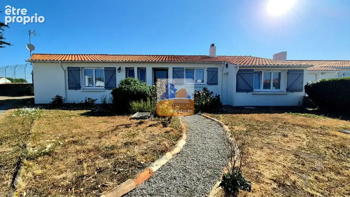 Maison de plain-pied, 160 m², 5 ch + bureau terrain 2038 m²,  hangar 100 m² - photo 2