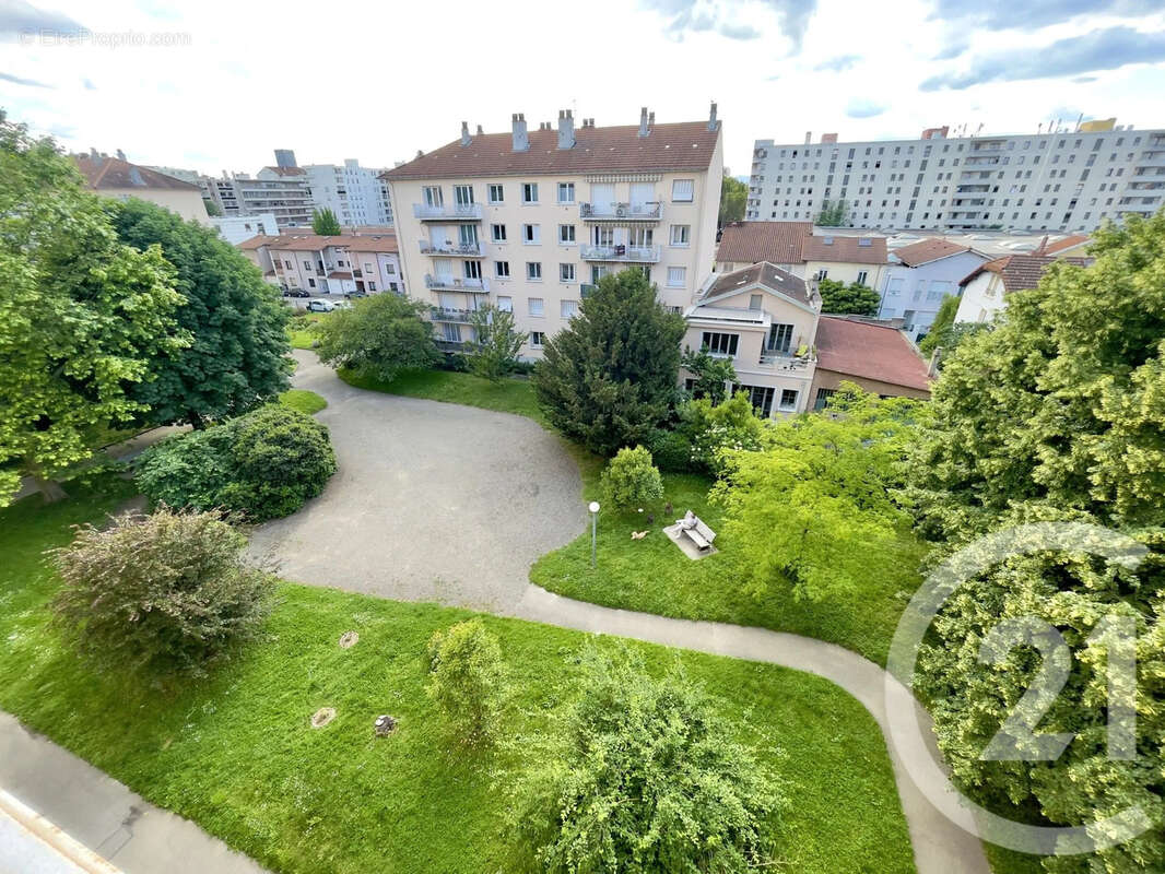 Appartement à VILLEURBANNE
