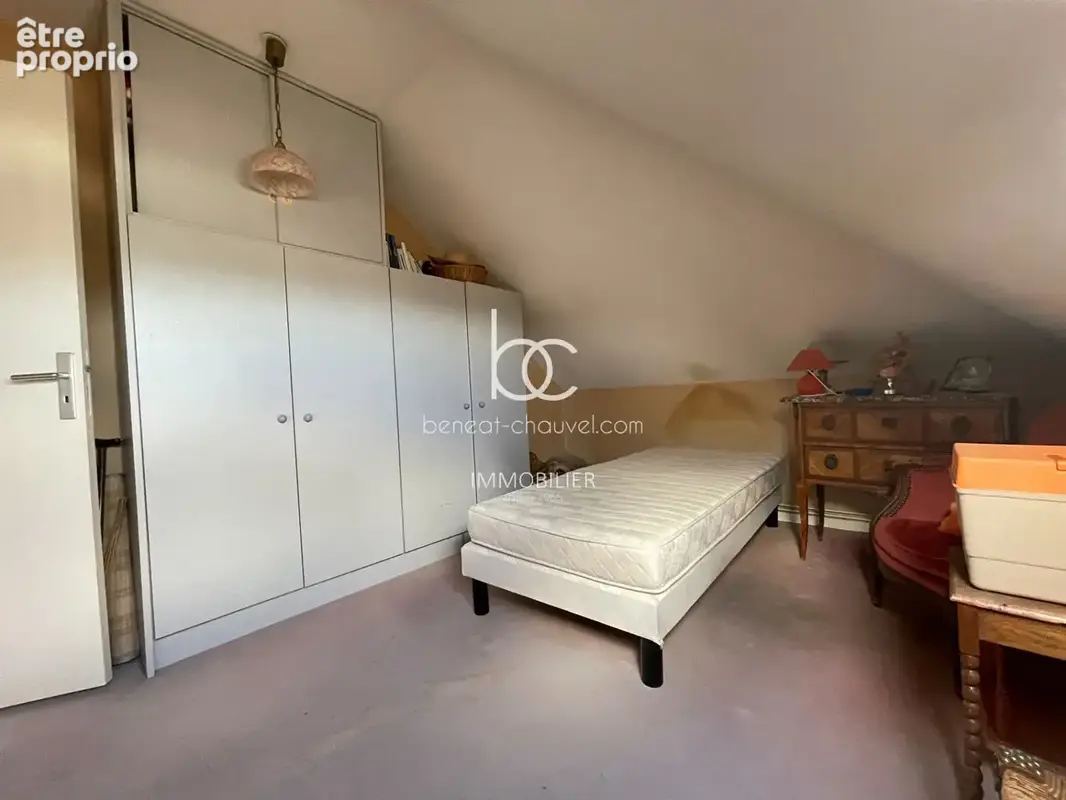 Appartement Vannes centre duplex de 113.76 m² au sol (90.61 m² hab) - photo 6