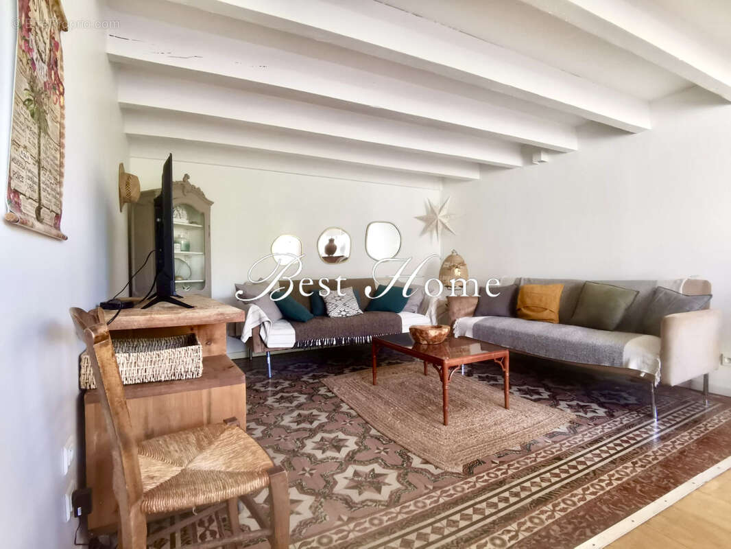 A vendre. Rare, sur les collines de Nîmes, proche du centre ville. Vente, maison de ville de type 4  avec jard - photo 16