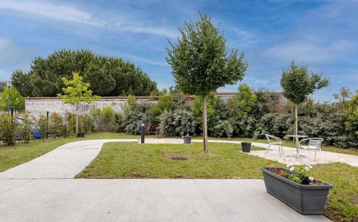Appartement à PAREMPUYRE