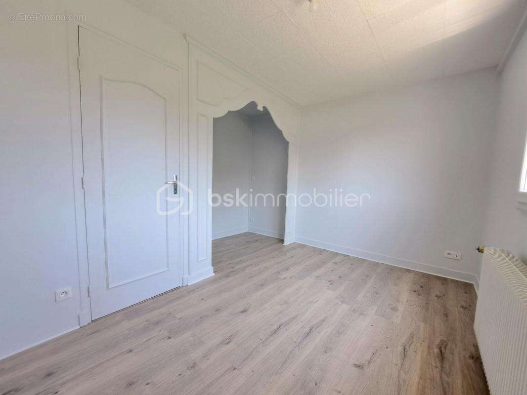 Maison à MAREUIL-CAUBERT