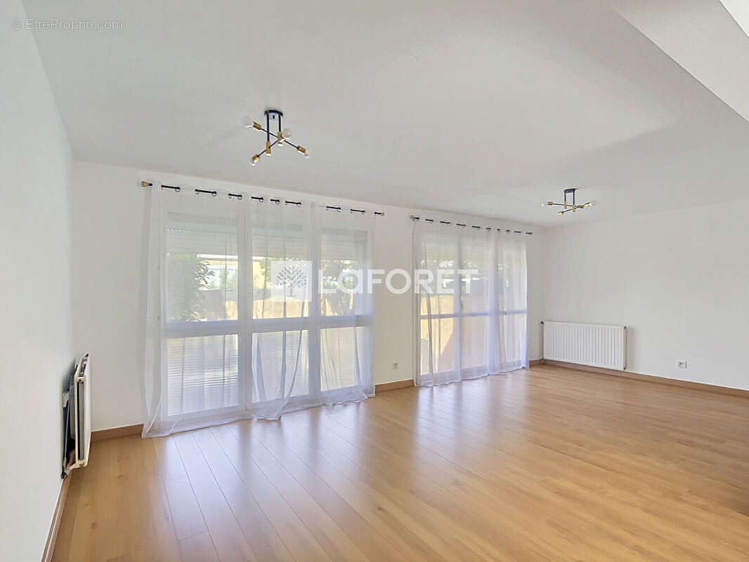 Maison Aubagne 4 pièce(s) 92.21 m2 - photo 6