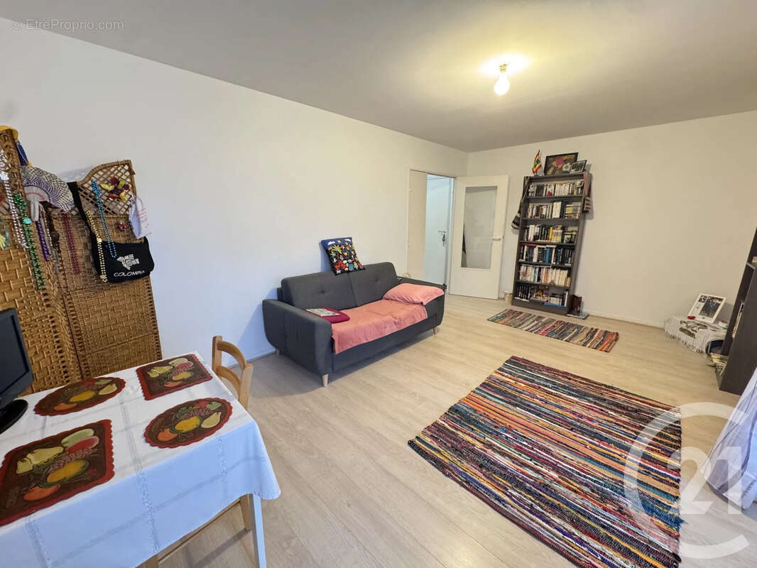 Appartement à AVON
