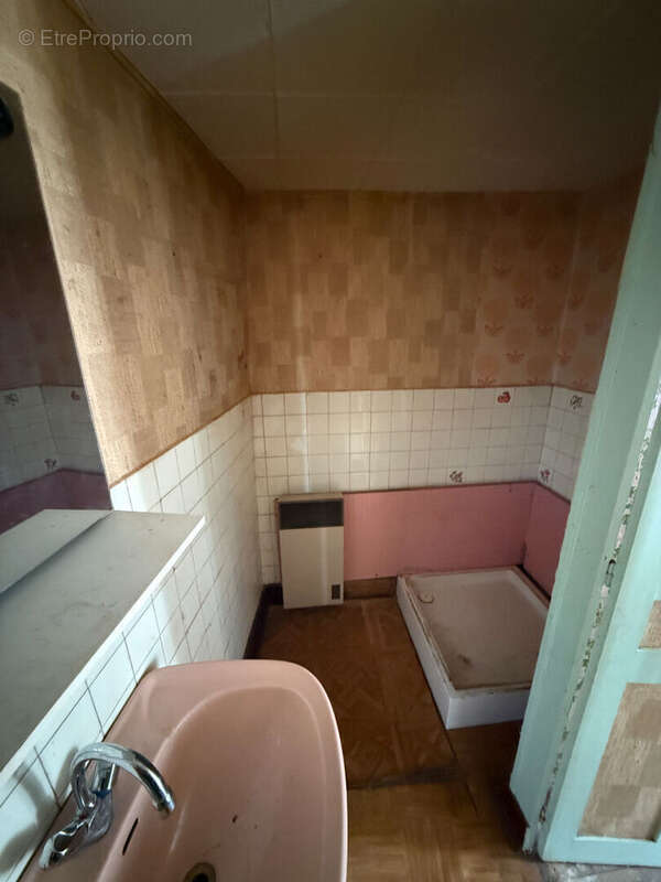 Maison à SAINTE-FEYRE