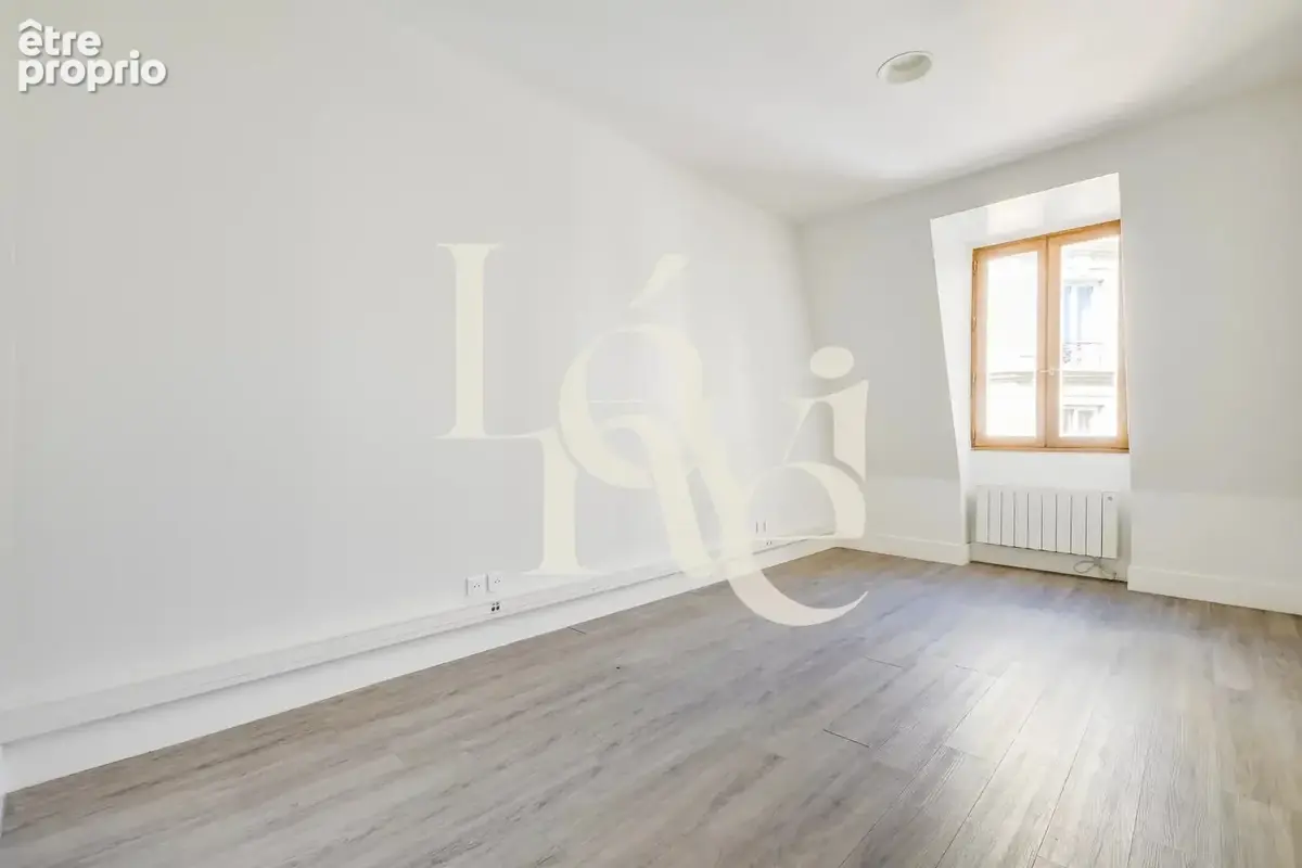 Appartement familial - 249m2 / Ternes - photo 9