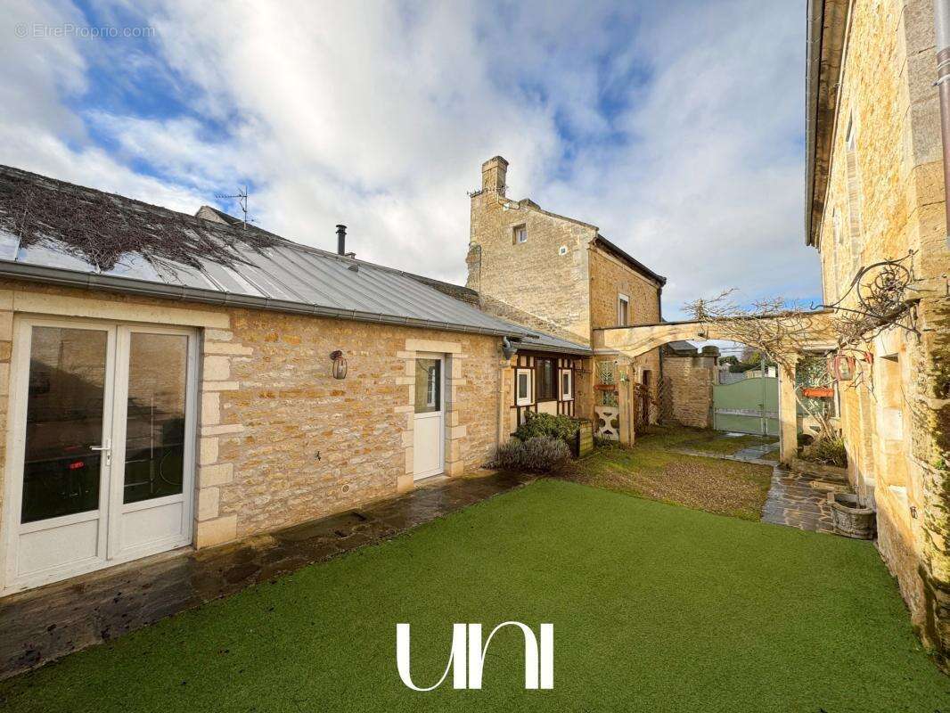 Maison à LUC-SUR-MER