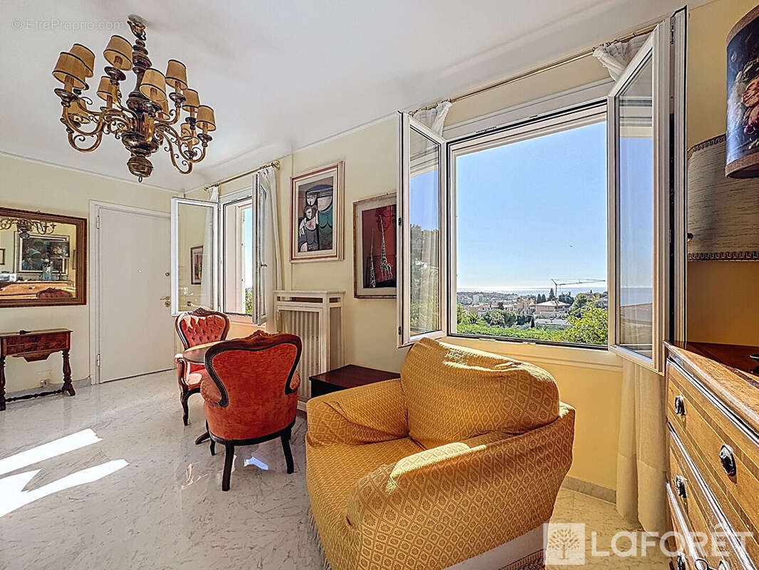 Maison à ROQUEBRUNE-CAP-MARTIN