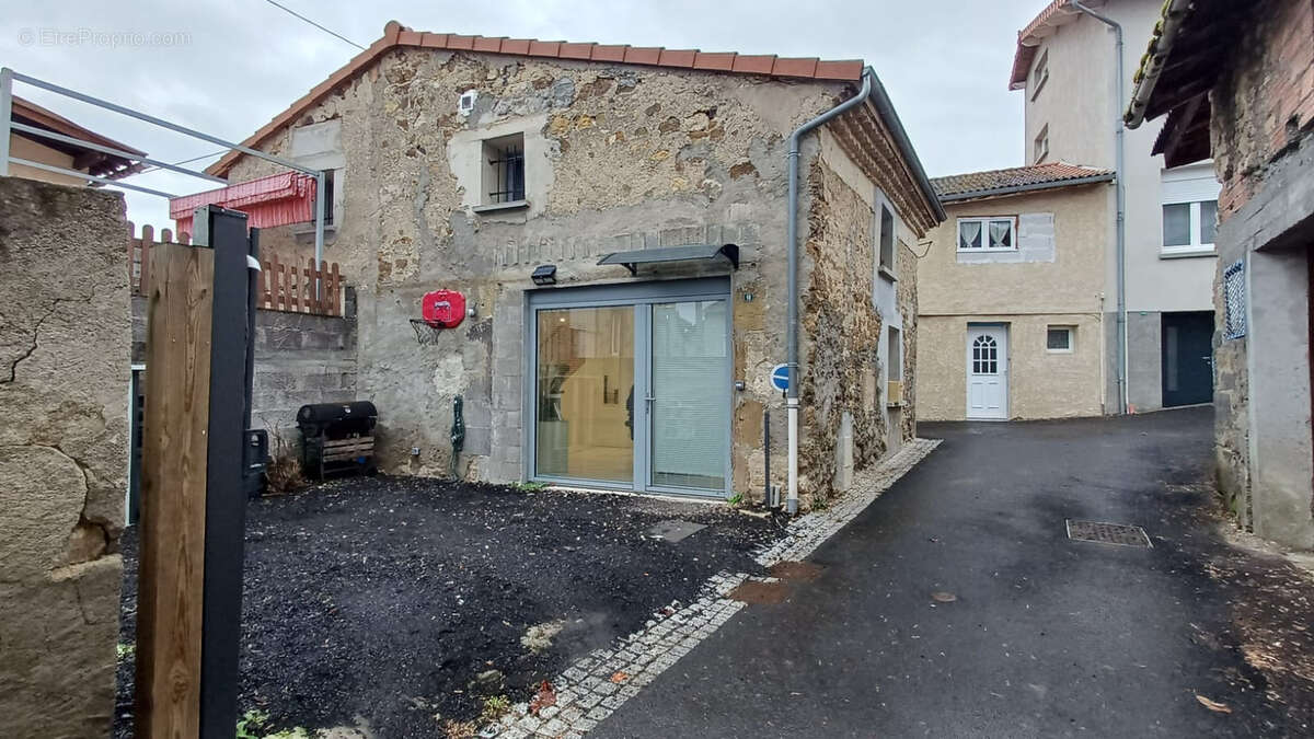 Maison à VERTAIZON