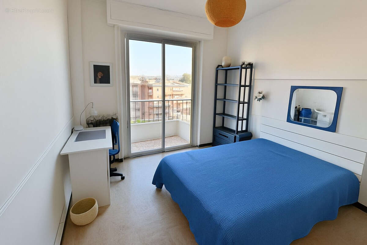 Appartement 81 m² à Antibes  - photo 6