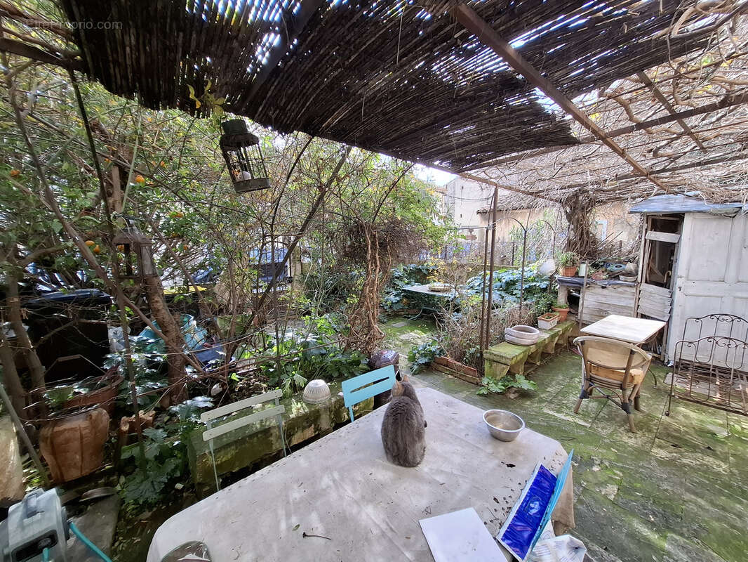 Autre à FONTVIEILLE