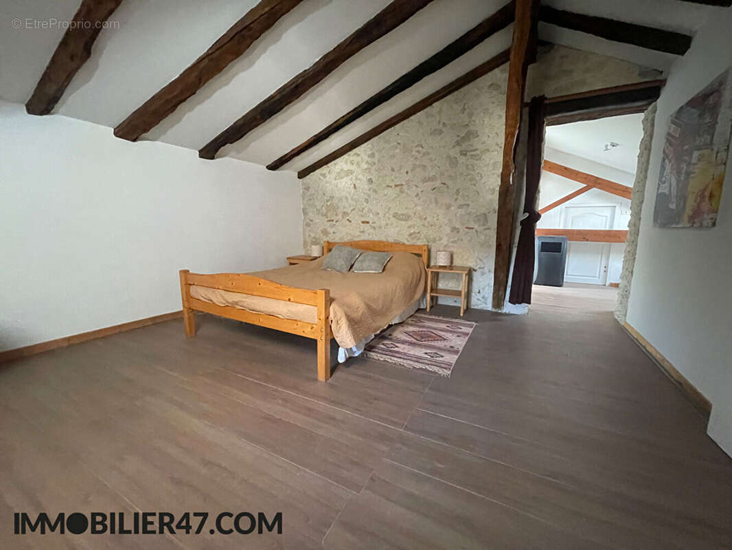 Maison à CLERMONT-DESSOUS