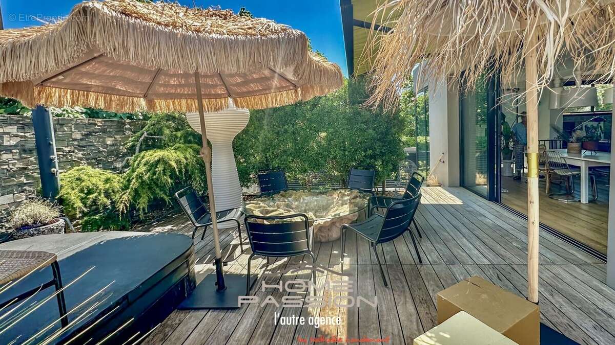 Maison à VAUX-SUR-MER