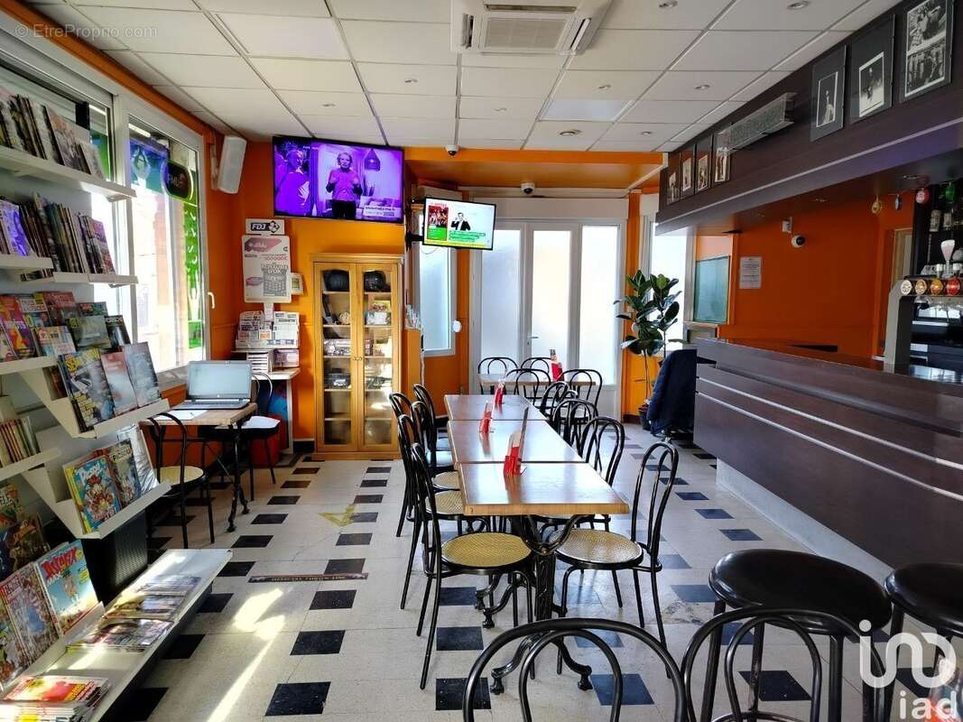 Photo 5 - Commerce à CHAUNY