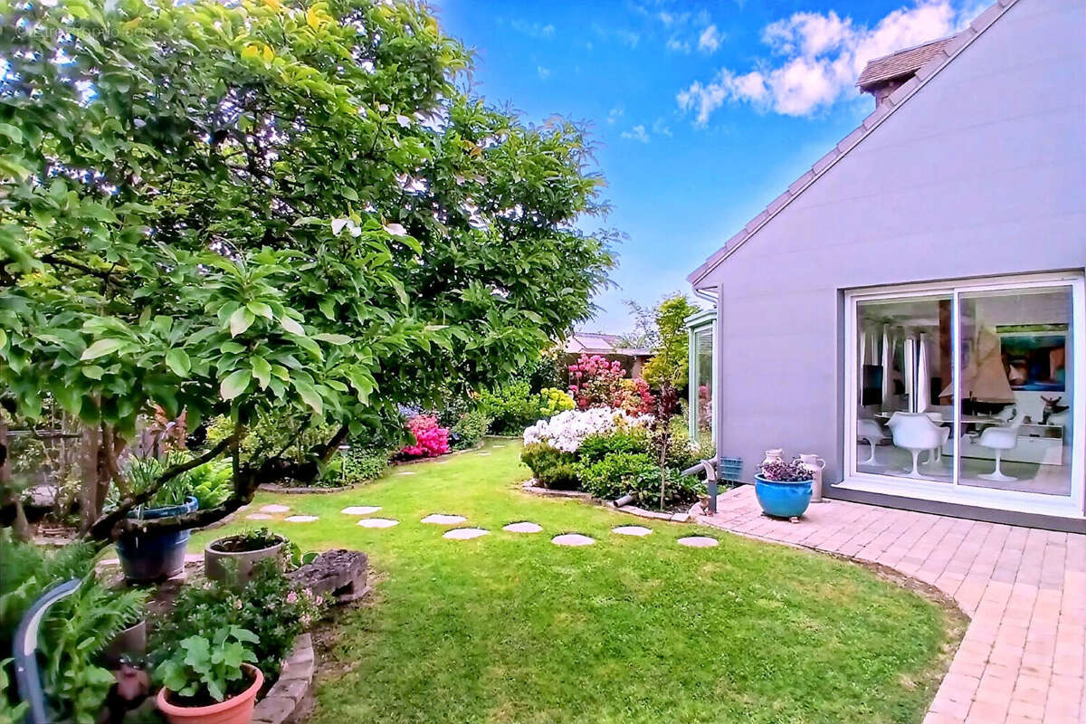 Maison à TOURNAN-EN-BRIE