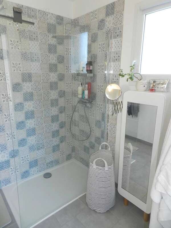 Maison à SAINT-PIERRE-SUR-DIVES