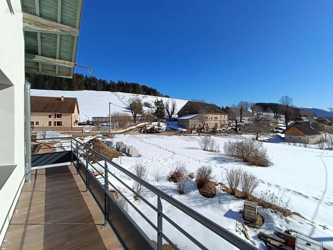 Appartement à MEAUDRE