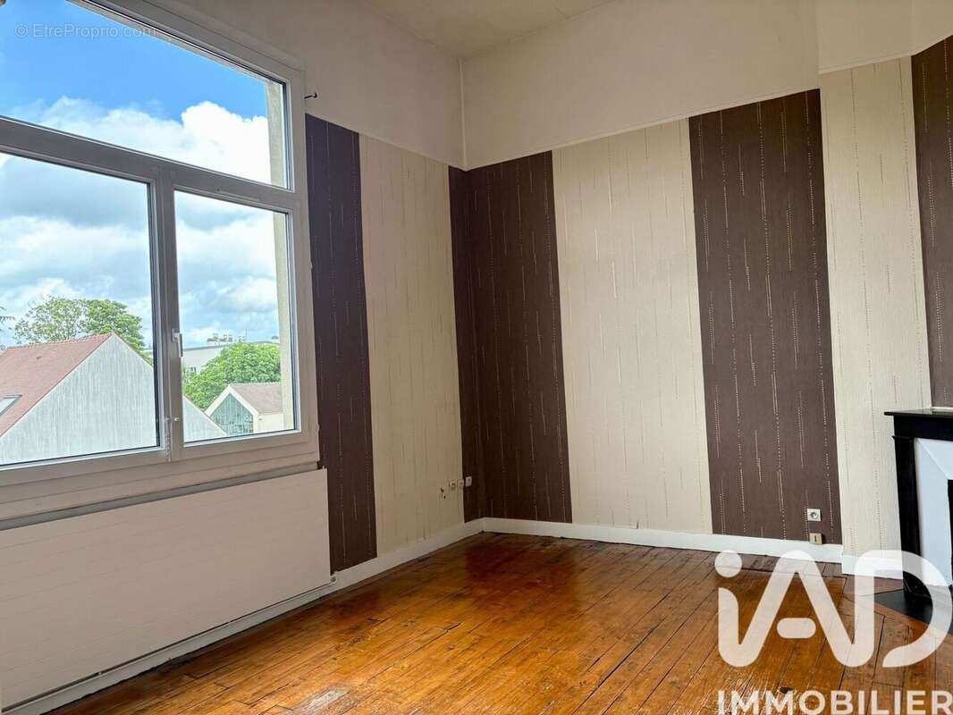 Photo 2 - Appartement à L'ISLE-ADAM