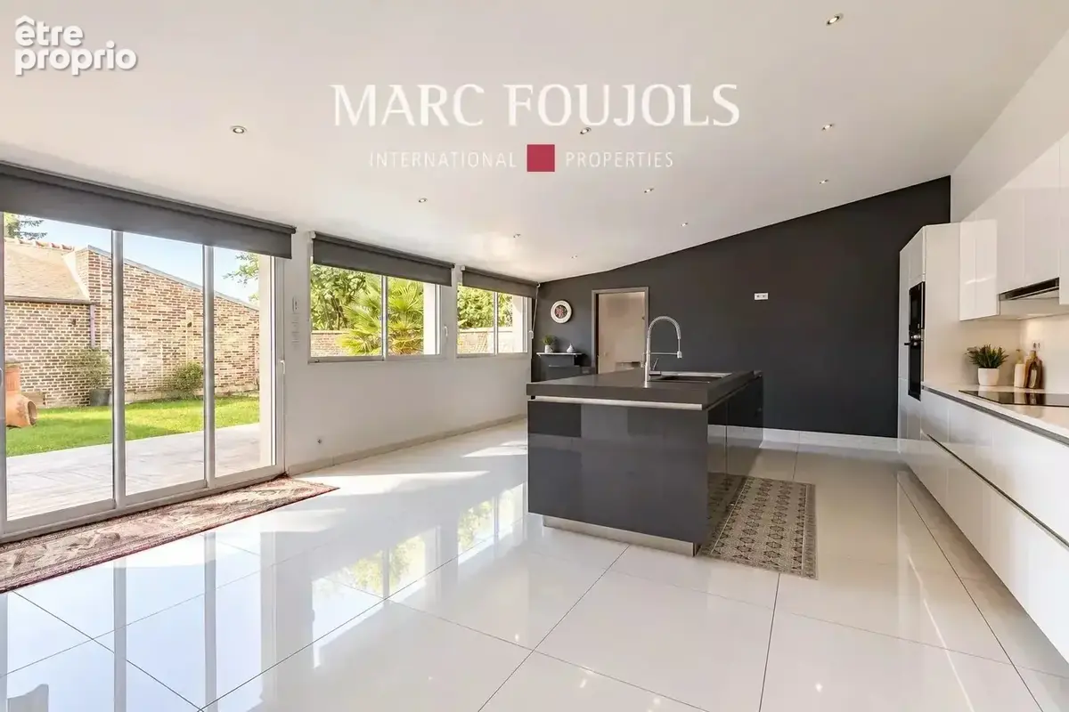 Propriété en pierre - volumes rares - vie de plain-pied - photo 10