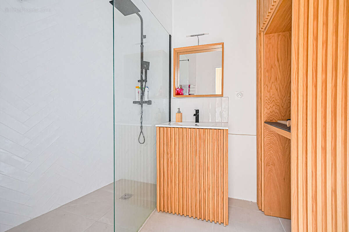 Appartement à PARIS-9E