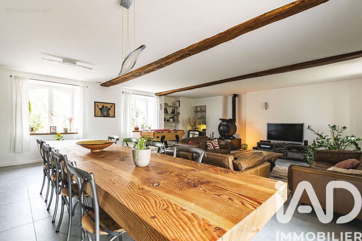 Maison 538 m² à Fontaine-Sur-Ay  - photo 8