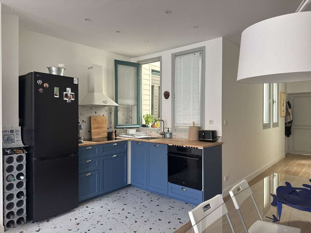 Superbe appartement 3 pièces de 75 m² en plein cur du centre-ville - photo 5